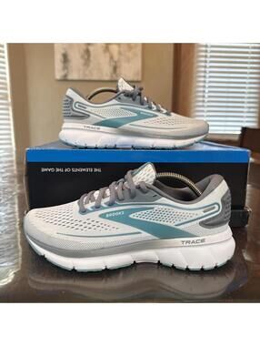 Size 7.5 B Women’s Brooks Trace 2 Running Shoes Blue Gray White  1203751B185
